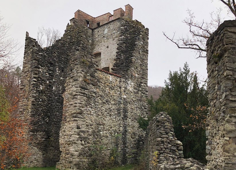 Burg Neuburg, Untervaz, Switzerland, Switzerland